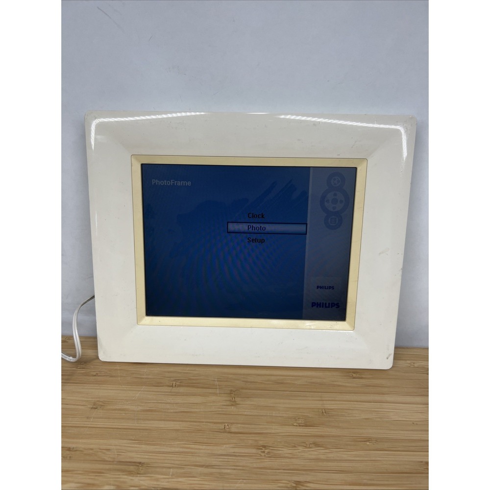 Philips 8FF2FPW/37 8" Digital Photo Frame White w/ 4GB SD Card Tested Works